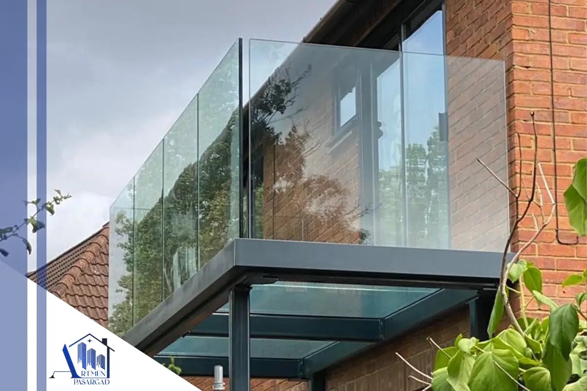 بالکن شیشه ای چیست؟
