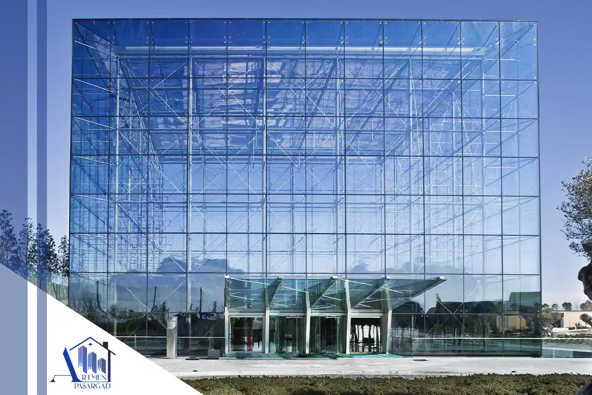 نمای اسپایدر چیست؟