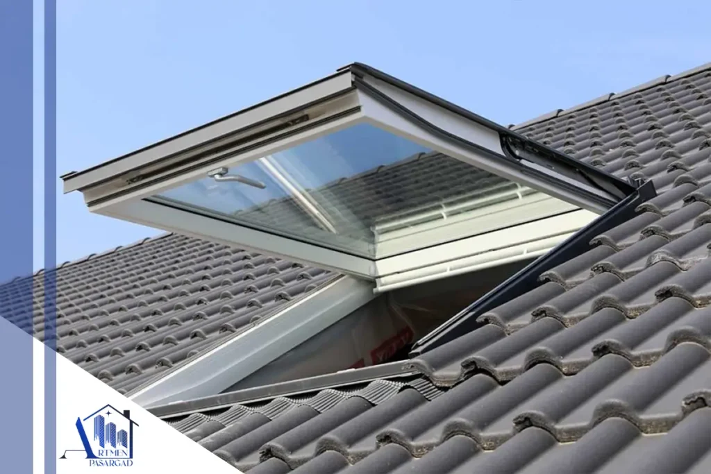 پنجره سایبانی