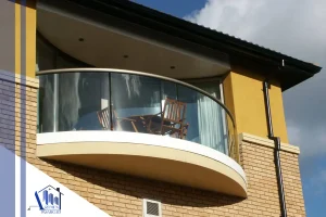 شیشه بالکن گرد یا خمیده