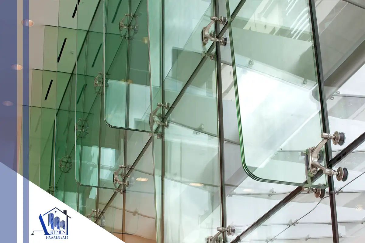 اسپایدر فین گلس